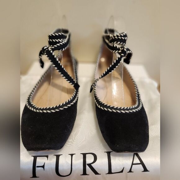 Furla "Bouganville" Blak Suede Laceup Ballet Flats Sz.7.5/38.5 Ret$295 w/Dustbag - Picture 3 of 16